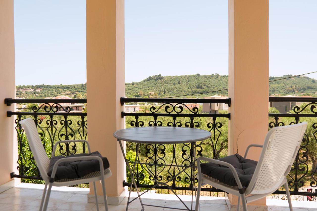 Raptis Guest House Планос Екстер'єр фото